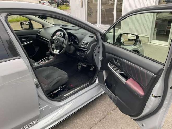 レヴォーグ2.0 STI スポーツ アイサイト 4WD　東京オートサロン2020受賞車　フロント片側60mmワイド　リア片側85mmワイド　ナルドグレー全塗装　BRIDEセミバケットシート　WRX後期Fバンパー　フロント6POTキャリパー　CUSCO製車高調　車幅公認済み 2000