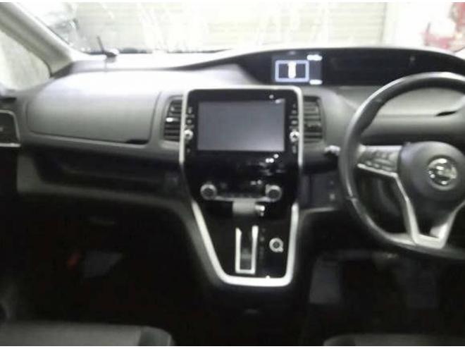 セレナハイウェイスター 本州車寒冷地仕様 ナビTVバックカメラ クルーズコントロール ライブビューカメラ 両側パワースライドドア 8人乗 ワンオーナー 車検新規2年 24ヶ月点検整備済  4WD 2000 5Dr