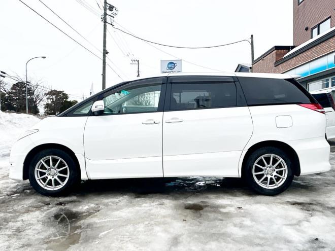 エスティマ2.4アエラスGエディション 4WD　ローンが不安な方＜優遇ローン＞寒冷地仕様　両側パワースライドドア　後席モニター　純正ナビ 4WD