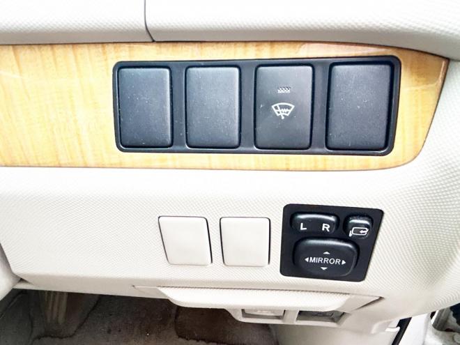 エスティマ2.4アエラスGエディション 4WD　ローンが不安な方＜優遇ローン＞寒冷地仕様　両側パワースライドドア　後席モニター　純正ナビ 4WD