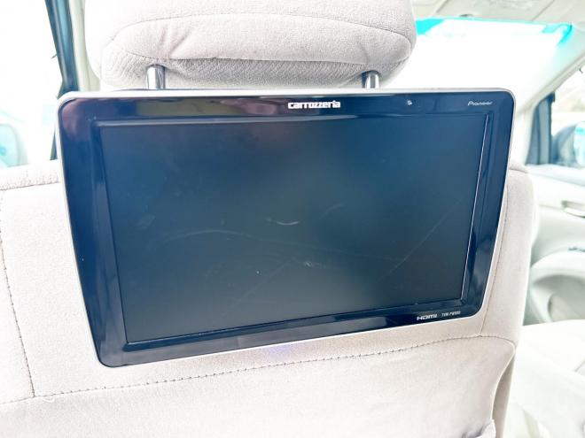 エスティマ2.4アエラスGエディション 4WD　ローンが不安な方＜優遇ローン＞寒冷地仕様　両側パワースライドドア　後席モニター　純正ナビ 4WD