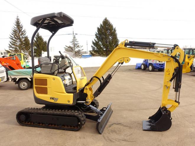 バックホーヤンマー　VIO17　バケット容量0.06m3