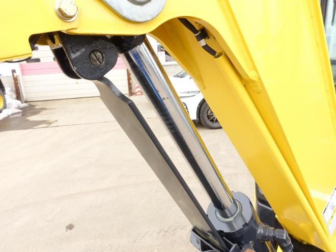 バックホーヤンマー　VIO25-6　バケット容量0.08m3