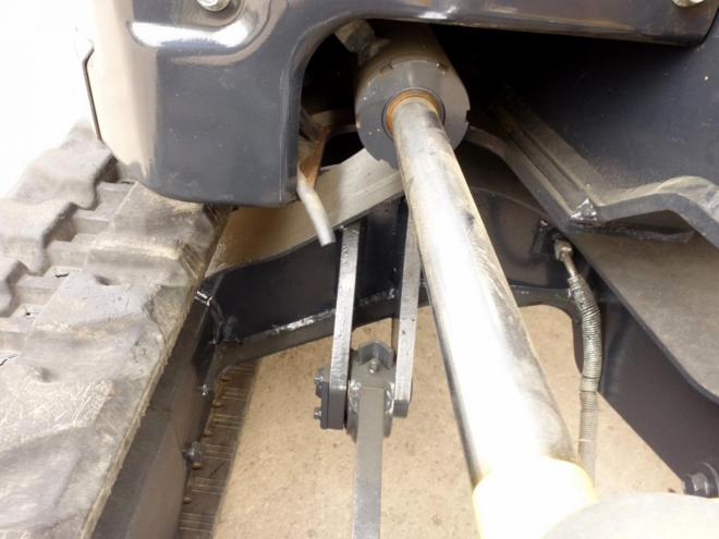 バックホーヤンマー　VIO25-6　バケット容量0.08m3