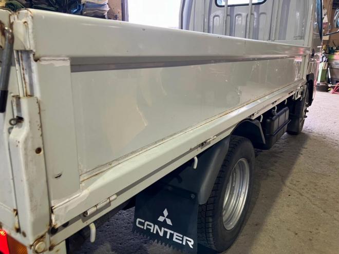 キャンター中古　4WD
