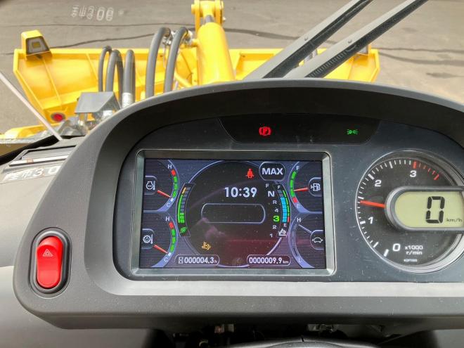 ホイールローダコマツ　WA150-8　マルチプラウ仕様　建機