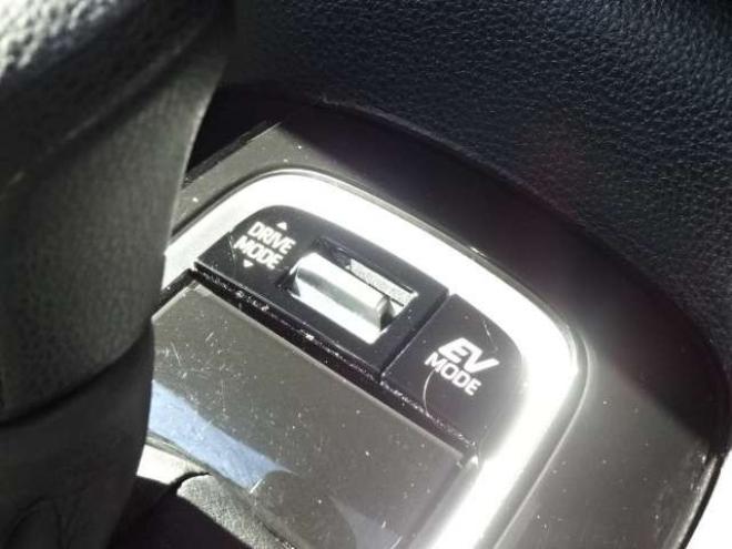 カローラツーリング　1.8 ハイブリッド G-X プラス E-Four 4WD　本州車 ハイブリットシステム2年保証/走行距離無制限　 4WD トヨタセーフティセンス　純正7インチディスプレイオーディオ　Bluetooth接続　バックカメラ　ブラインドスポットモニター　ブレーキホールド　LEDライト 1800