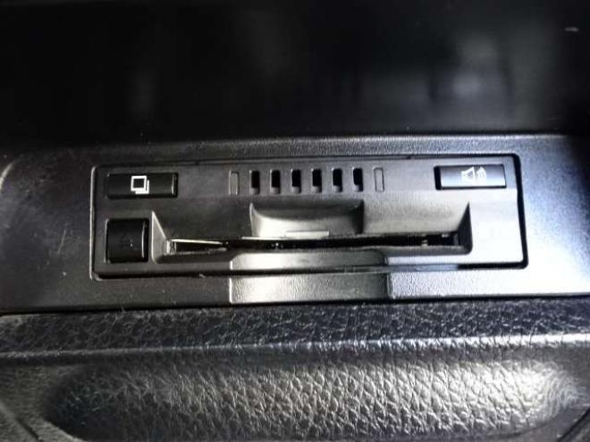 ヴォクシー2.0 ZS 煌II 4WD　本州車　保証1年/走行距離無制限　4WD　ローダウン　両側パワースライドドア　純正9インチナビ　バックカメラ　ビルトインETC　社外18インチアルミホイール　アイドリングストップ　スマートキー　LEDヘッドライト 2000