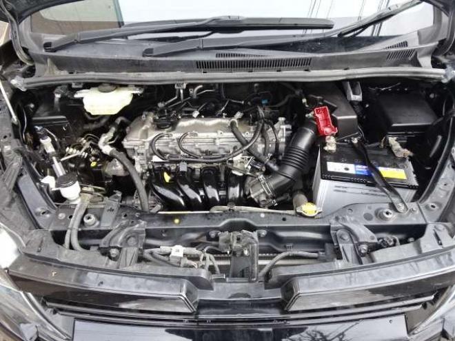 ヴォクシー2.0 ZS 4WD　本州車　保証1年/走行距離無制限　4WD　8人乗　両側パワースライドドア　純正エンジンスターター　アルパイン10インチナビ　純正16インチアルミホイール　アイドリングストップ　スマートキー　ドライブレコーダー 2000