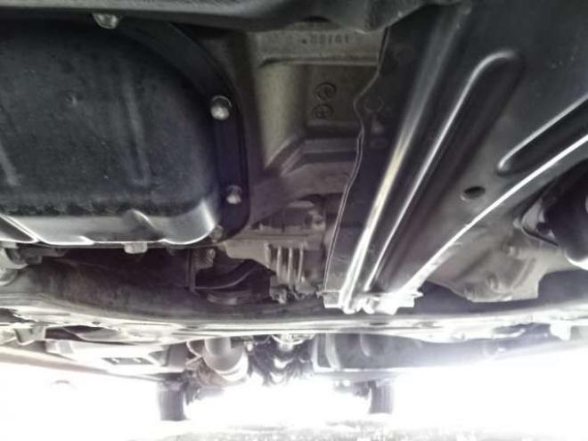 ヴォクシー2.0 ZS 4WD　本州車　保証1年/走行距離無制限　4WD　8人乗　両側パワースライドドア　純正エンジンスターター　アルパイン10インチナビ　純正16インチアルミホイール　アイドリングストップ　スマートキー　ドライブレコーダー 2000