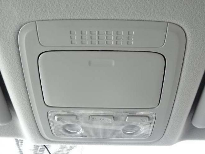 ヴォクシー2.0 ZS 4WD　本州車　保証1年/走行距離無制限　4WD　8人乗　両側パワースライドドア　純正エンジンスターター　アルパイン10インチナビ　純正16インチアルミホイール　アイドリングストップ　スマートキー　ドライブレコーダー 2000