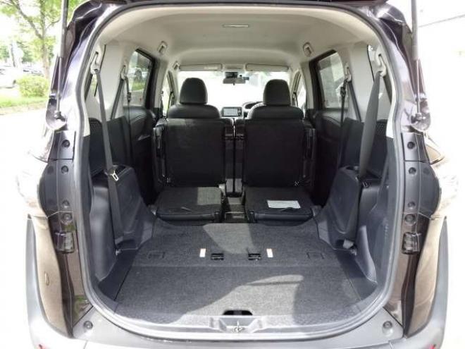 シエンタ1.5 G クエロ 4WD　本州車　保証1年/走行距離無制限　4WD　両側パワースライドドア　衝突軽減システム　オートマチックハイビーム　LDA　　前席シートヒーター　ドライブレコーダー　ETC　プッシュスタート　スマートキー 1500