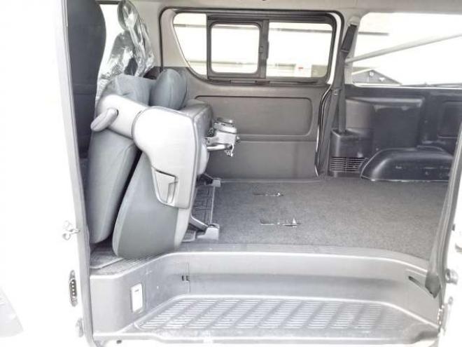 ハイエースバン2.8 スーパーGL ロング ディーゼルターボ 4WD　本州車　4WD　プッシュスタート　スマートキー　オートマチックハイビーム　ETC　MID　GRCIA　WHEEL　バックカメラ　リヤヒーター　リヤエアコン　AC100V 2800