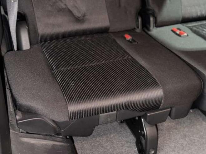 セレナ2.0 ハイウェイスター VセレクションII 4WD　防錆塗装4WDナビBカメエンスタETC 2000