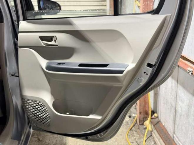 パッソ1.0 X S 4WD　防錆塗装4WDTVナビBカメETC 1000