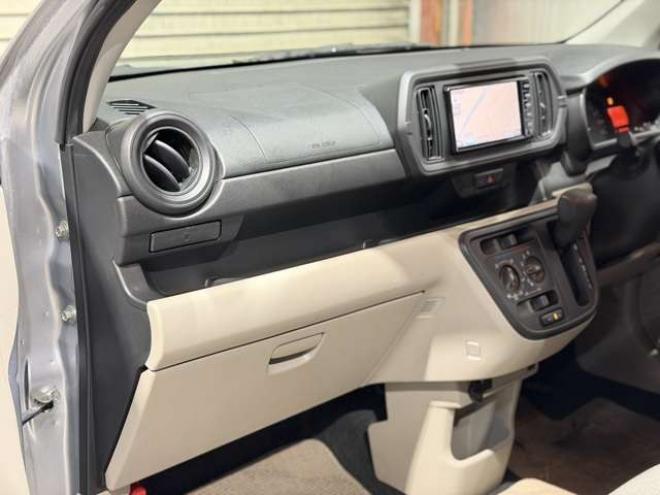 パッソ1.0 X S 4WD　防錆塗装4WDTVナビBカメETC 1000