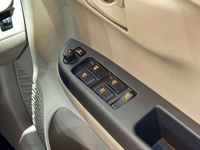 パッソ1.0 X S 4WD　防錆塗装4WDTVナビBカメETC 1000