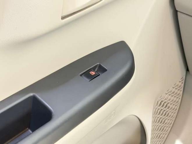 パッソ1.0 X S 4WD　防錆塗装4WDTVナビBカメETC 1000