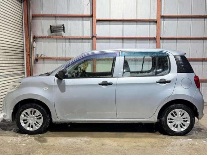 パッソ1.0 X S 4WD　防錆塗装4WDTVナビBカメETC 1000