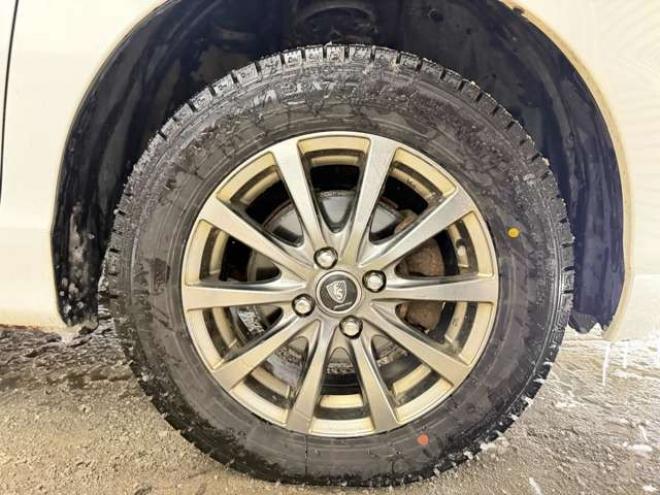 フリードスパイク1.5 G ジャストセレクション 4WD　防錆塗装4WDTVナビBカメETC夏冬タイヤ 1500