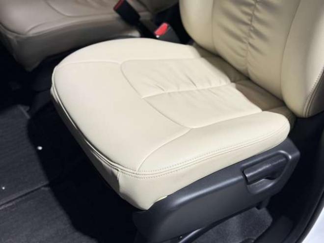 フリードスパイク1.5 G ジャストセレクション 4WD　防錆塗装4WDTVナビBカメETC夏冬タイヤ 1500