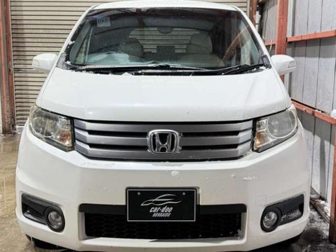 フリードスパイク1.5 G ジャストセレクション 4WD　防錆塗装4WDTVナビBカメETC夏冬タイヤ 1500