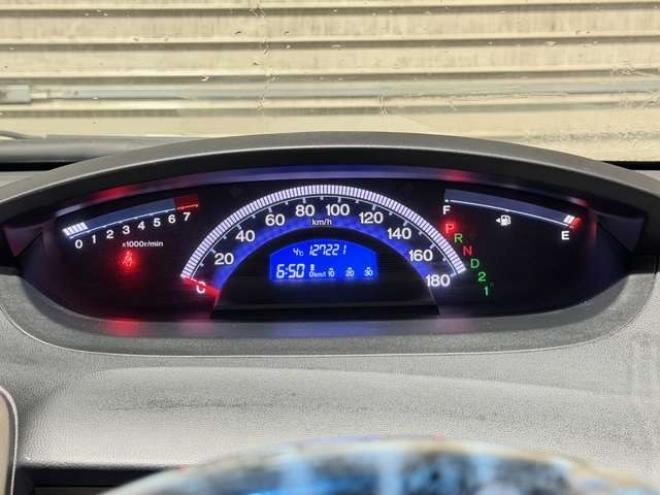 フリードスパイク1.5 G ジャストセレクション 4WD　防錆塗装4WDTVナビBカメETC夏冬タイヤ 1500