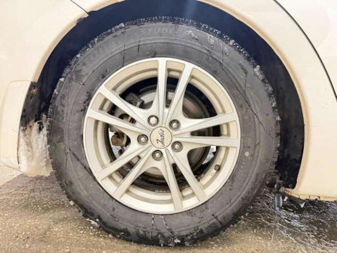 インプレッサスポーツ 1.6 i 4WD　防錆塗装4WDTVナビBカメETC夏冬タイヤ 1600