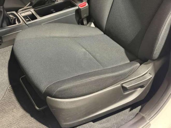 インプレッサスポーツ 1.6 i 4WD　防錆塗装4WDTVナビBカメETC夏冬タイヤ 1600