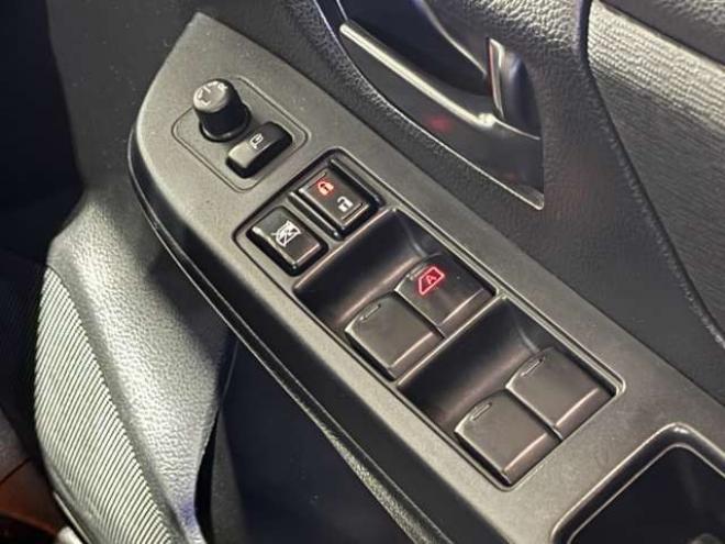 インプレッサスポーツ 1.6 i 4WD　防錆塗装4WDTVナビBカメETC夏冬タイヤ 1600