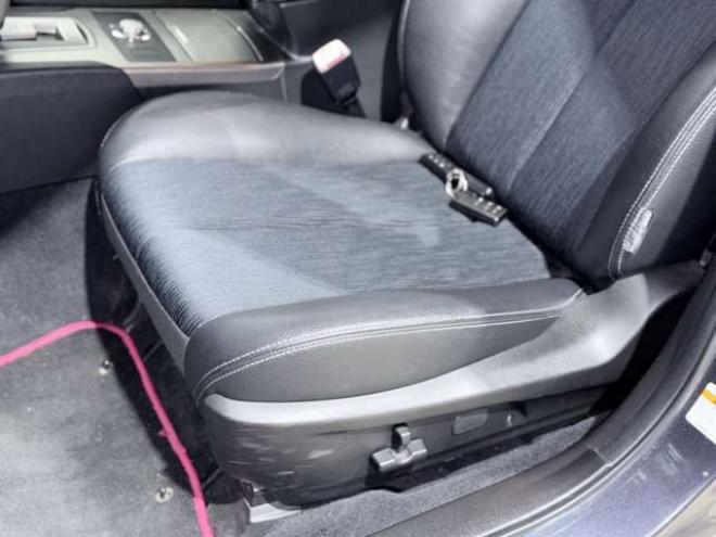 レガシィワゴン2.5 GT アイサイト 4WD　下廻防錆TVナビBカメETCエンスタ 2500