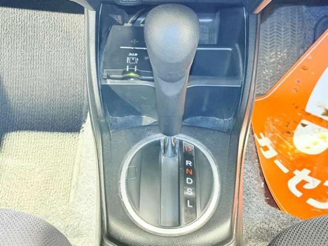 フィットハイブリッド1.3　防錆塗装キーレスCDETC 2WD 1300