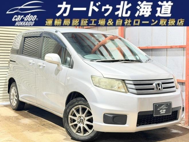 フリードスパイク1.5 C 4WD　防錆塗装4WDキーレスCD 1500