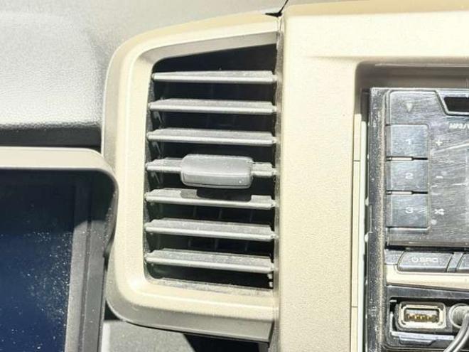 フリードスパイク1.5 C 4WD　防錆塗装4WDキーレスCD 1500