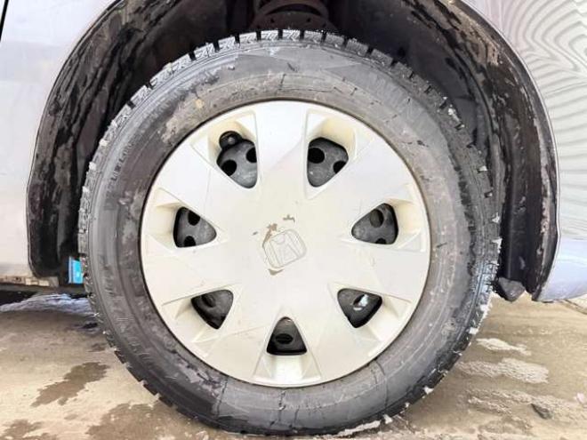 フリードスパイク1.5 G 4WD　防錆塗装4WDTVナビBカメETCエンスタ 1500