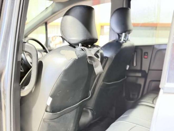 フリードスパイク1.5 G 4WD　防錆塗装4WDTVナビBカメETCエンスタ 1500