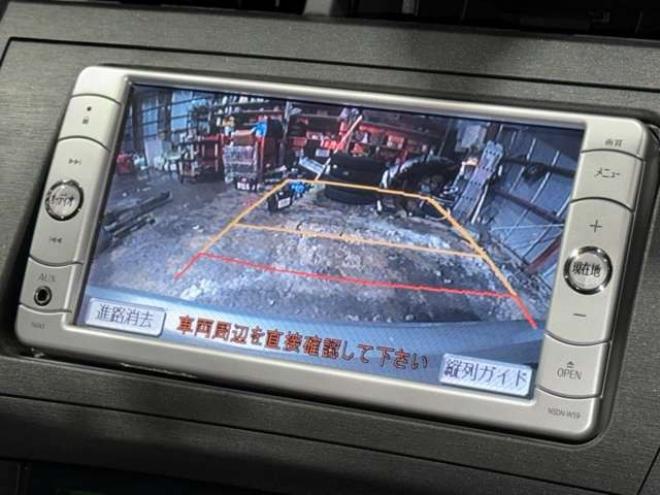 プリウス1.8 S　防錆塗装TVナビBカメ 2WD 1800