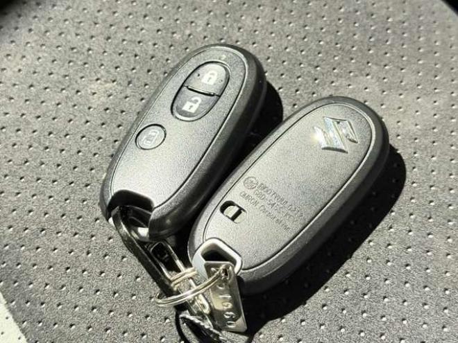 ソリオ1.2 ブラック＆ホワイトII 4WD　防錆塗装4WDドラレコTVナビ 1200