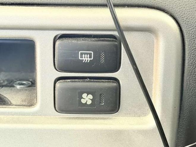 アトレーワゴン カスタムターボRS 4WD　防錆塗装4WDバックモニター 660