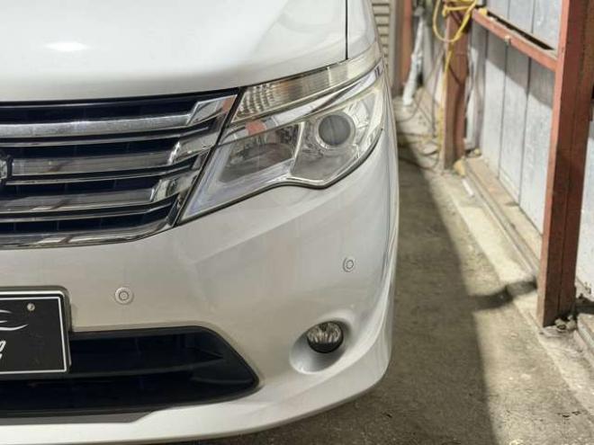 セレナ2.0 20X 4WD　防錆塗装4WDTVナビBカメETC後席モニタ 2000