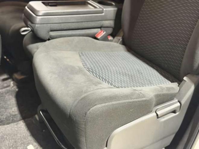 セレナ2.0 20X 4WD　防錆塗装4WDTVナビBカメETC後席モニタ 2000