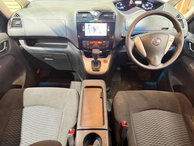 セレナ2.0 20X 4WD　防錆塗装4WDTVナビBカメETC後席モニタ 2000