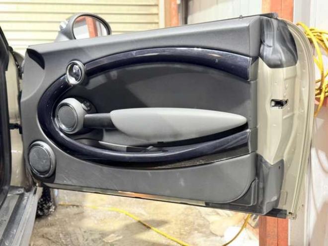 ミニクラブマン クーパーS　防錆塗装キーレスバックカメラETC 正規輸入車 2WD 1600