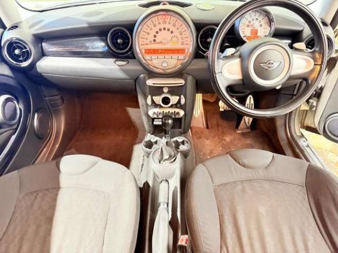 ミニクラブマン クーパーS　防錆塗装キーレスバックカメラETC 正規輸入車 2WD 1600