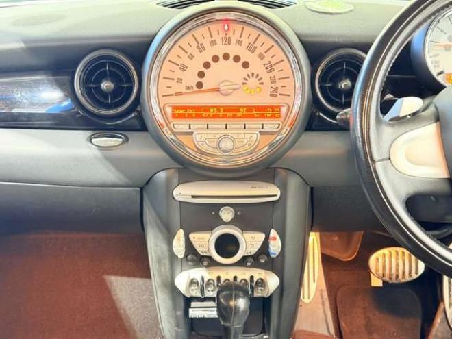 ミニクラブマン クーパーS　防錆塗装キーレスバックカメラETC 正規輸入車 2WD 1600