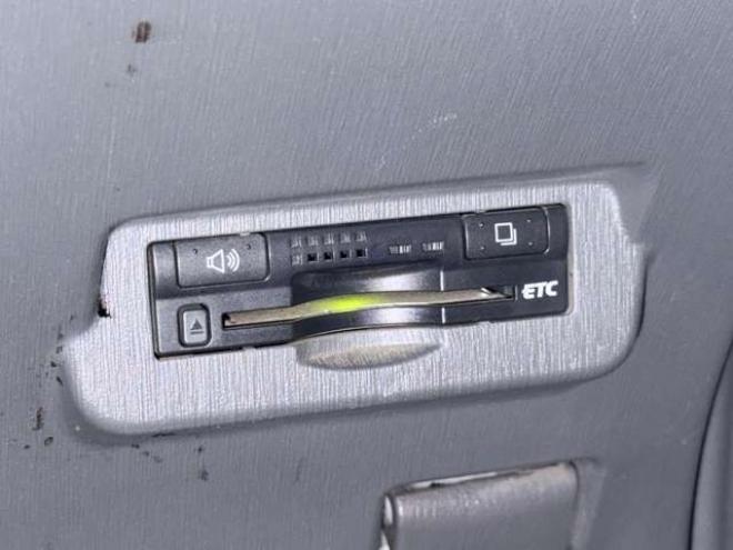 プリウスα1.8 S　下廻防錆TVナビBカメ 2WD 1800