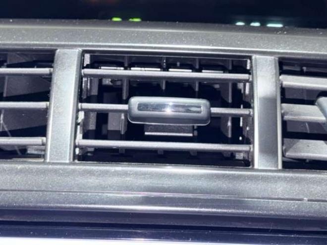 プリウスα1.8 S　下廻防錆TVナビBカメ 2WD 1800