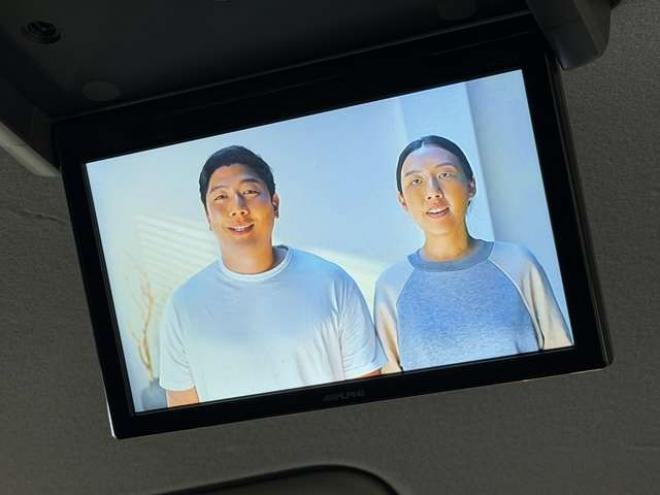 セレナ2.0 ハイウェイスター Vセレクション+Safety 4WD　防錆塗装4WD1オナTVナビBカメ後席モニタエンスタ夏冬タイヤ 2000