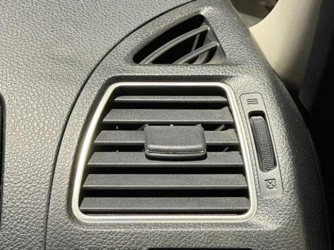 セレナ2.0 ハイウェイスター Vセレクション+Safety 4WD　防錆塗装4WD1オナTVナビBカメ後席モニタエンスタ夏冬タイヤ 2000