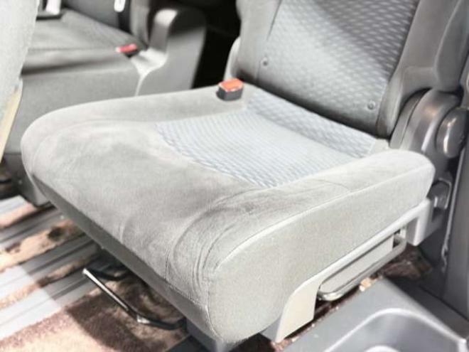 セレナ2.0 20X S-HYBRID　防錆塗装CDエンスタ 2WD 2000